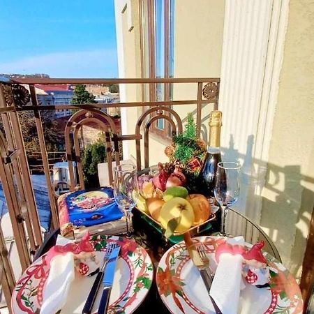 D-S Apartament In كوتايسي المظهر الخارجي الصورة